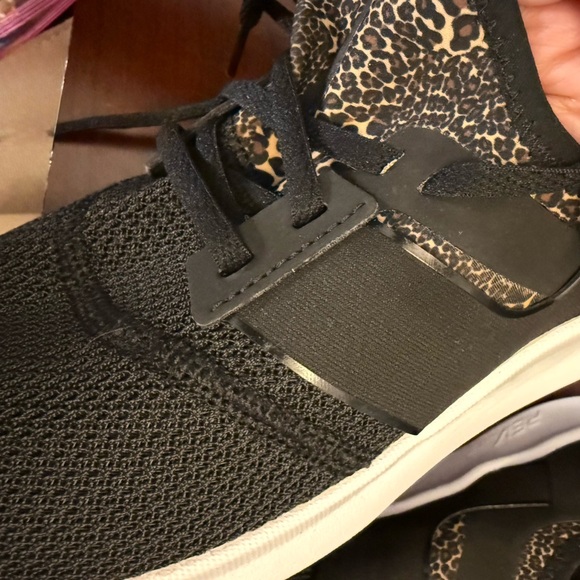 NWOT: New Balance Womens Black and Cheetah Print Sneakers - Picture 9 of 10